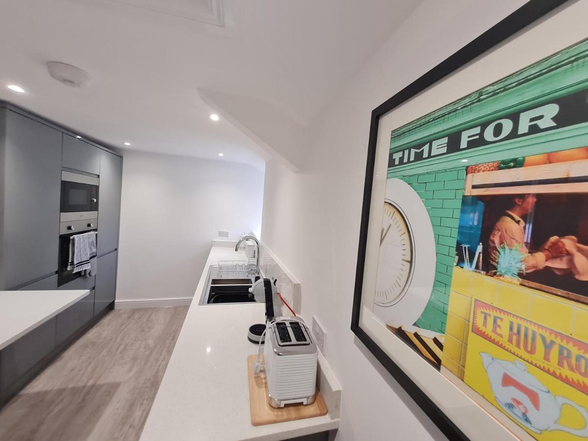 Perfect Location 3 Bed Serviced Apartment With Bike Storage For Bpw. Close To Brecon Beacons Merthyr Tydfil Dış mekan fotoğraf