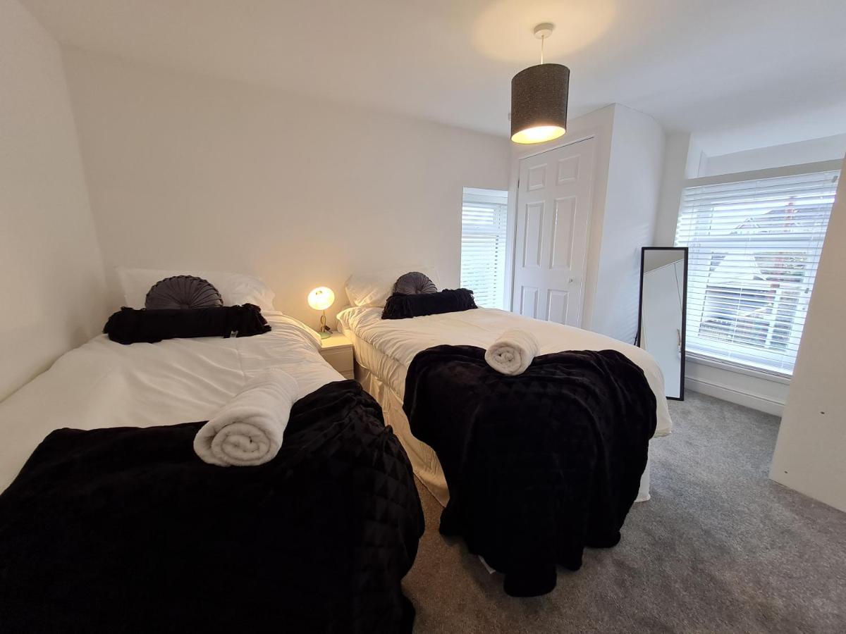 Perfect Location 3 Bed Serviced Apartment With Bike Storage For Bpw. Close To Brecon Beacons Merthyr Tydfil Dış mekan fotoğraf
