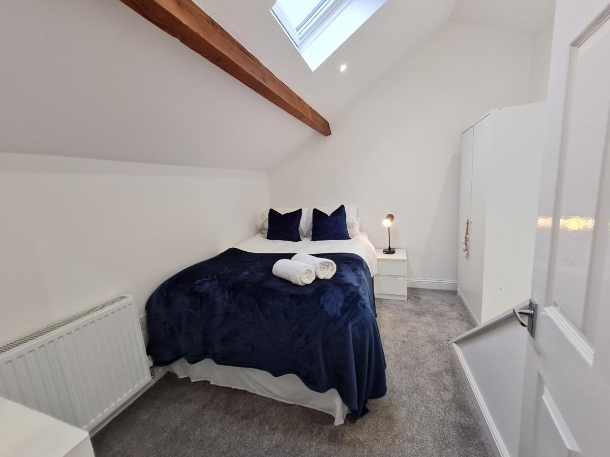 Perfect Location 3 Bed Serviced Apartment With Bike Storage For Bpw. Close To Brecon Beacons Merthyr Tydfil Dış mekan fotoğraf