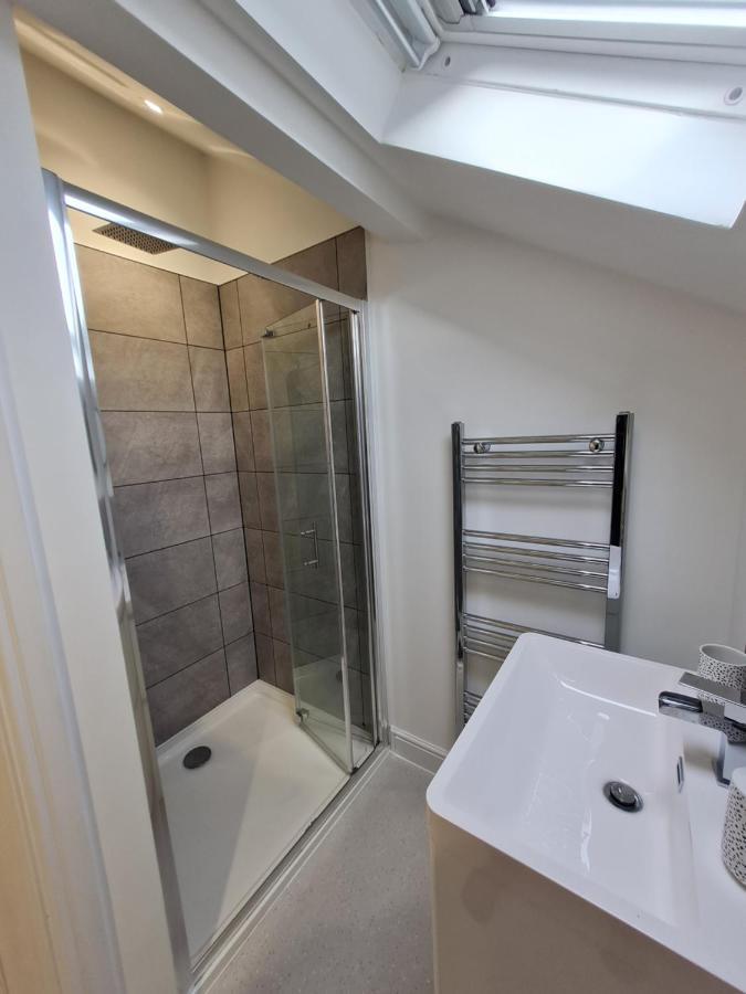 Perfect Location 3 Bed Serviced Apartment With Bike Storage For Bpw. Close To Brecon Beacons Merthyr Tydfil Dış mekan fotoğraf