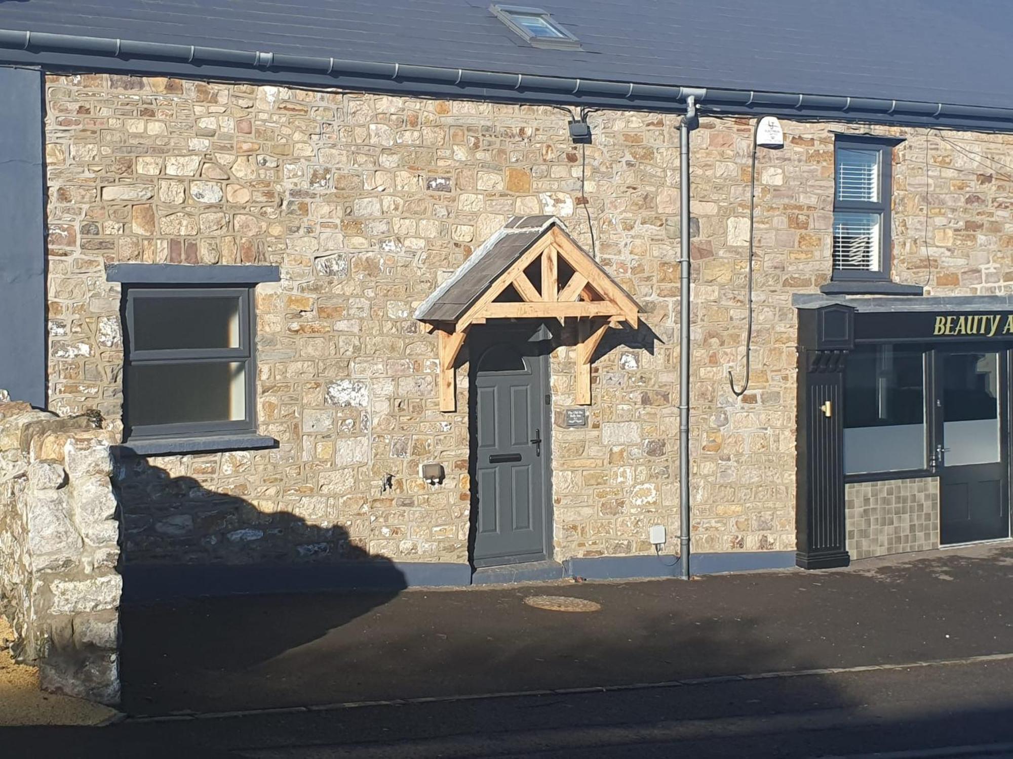 Perfect Location 3 Bed Serviced Apartment With Bike Storage For Bpw. Close To Brecon Beacons Merthyr Tydfil Dış mekan fotoğraf